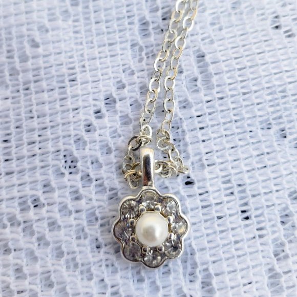 💥4/$15 NEW t-shirt & necklace, girls Valentine's - Picture 10 of 12